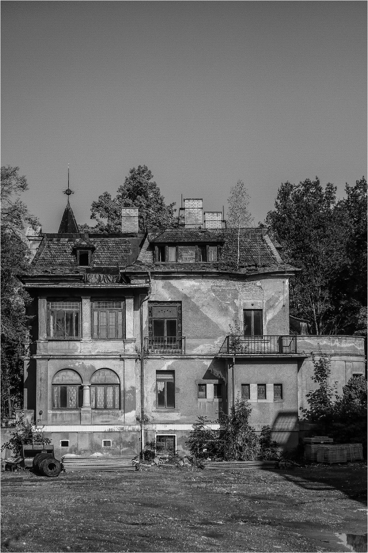 Villa (3)