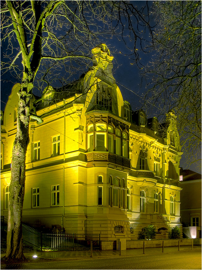 Villa Foto Bild architektur  architektur bei nacht  nachtaufnahmen