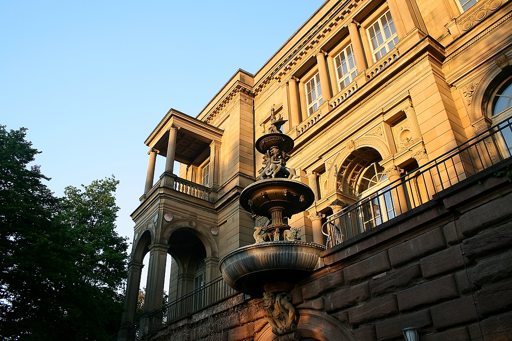 Villa Berg am Morgen