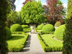 Villa Boveri mit ihrem traumhaften Park ...