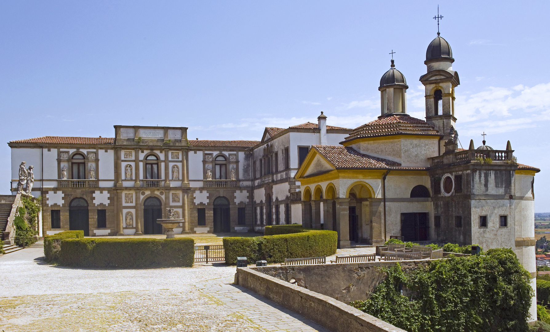 Villa Duodo mit Kirche San Giorgio