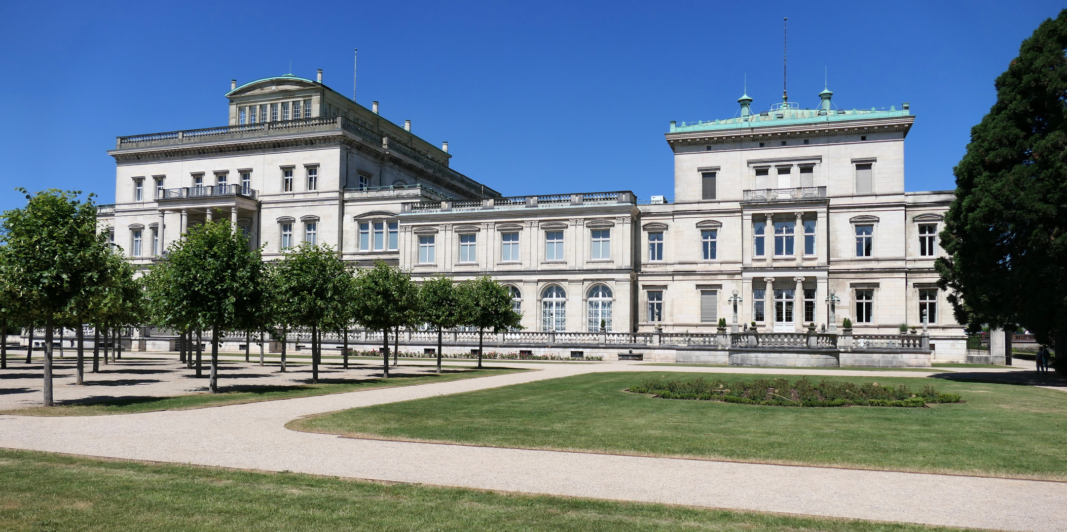 Villa Hügel (Essen) Gartenansicht