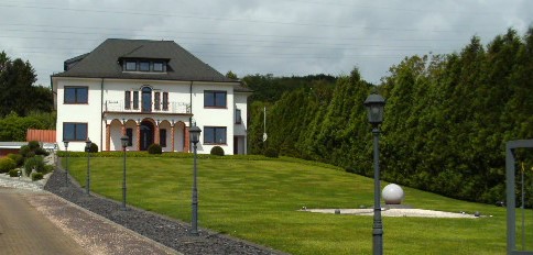 Villa in Geislautern, Saarland 1