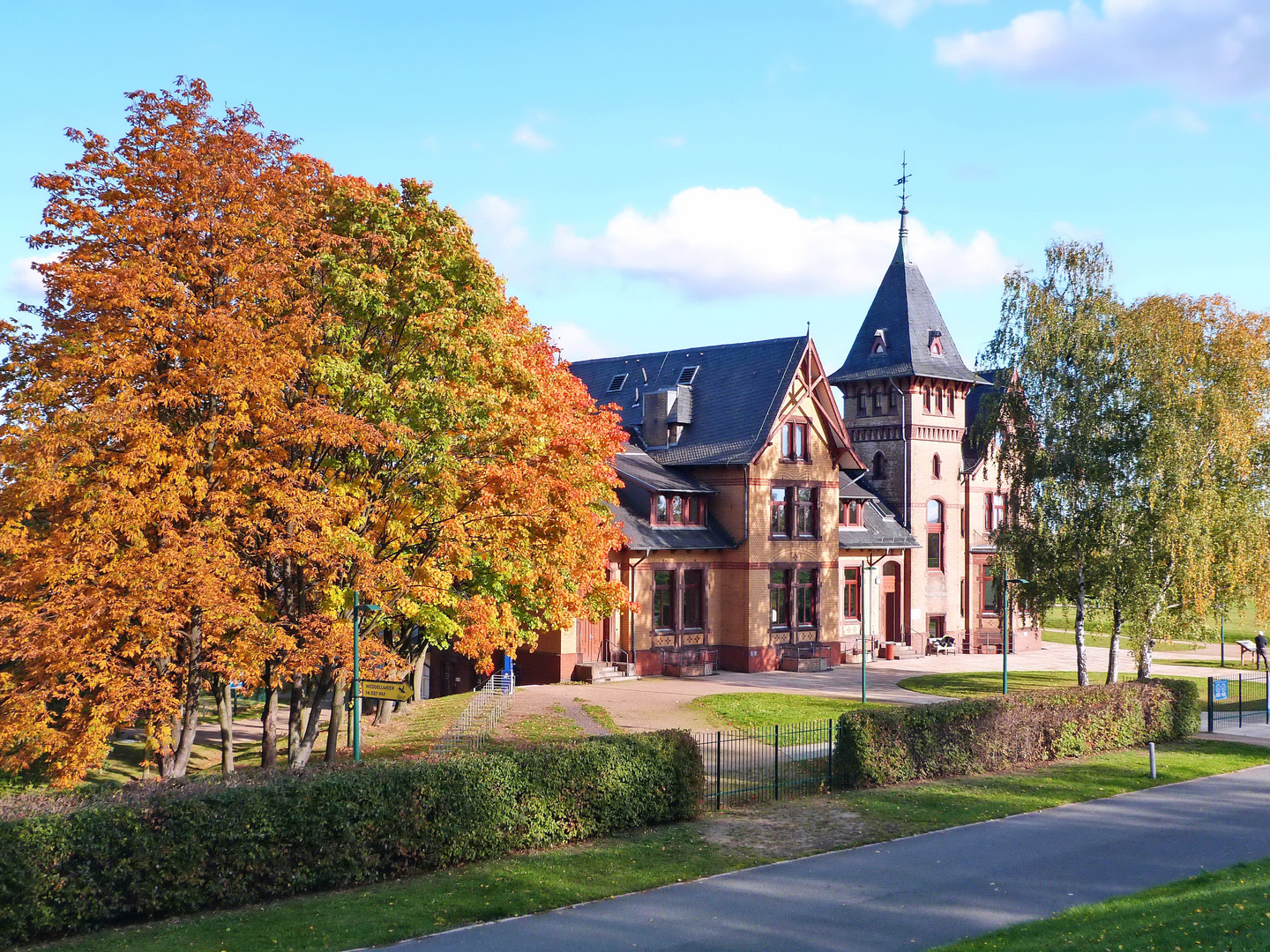 Villa Kaltehofe im goldenen Oktober