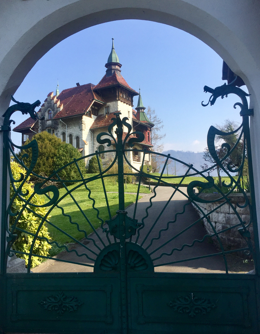 Villa Kreuzfluh II ...