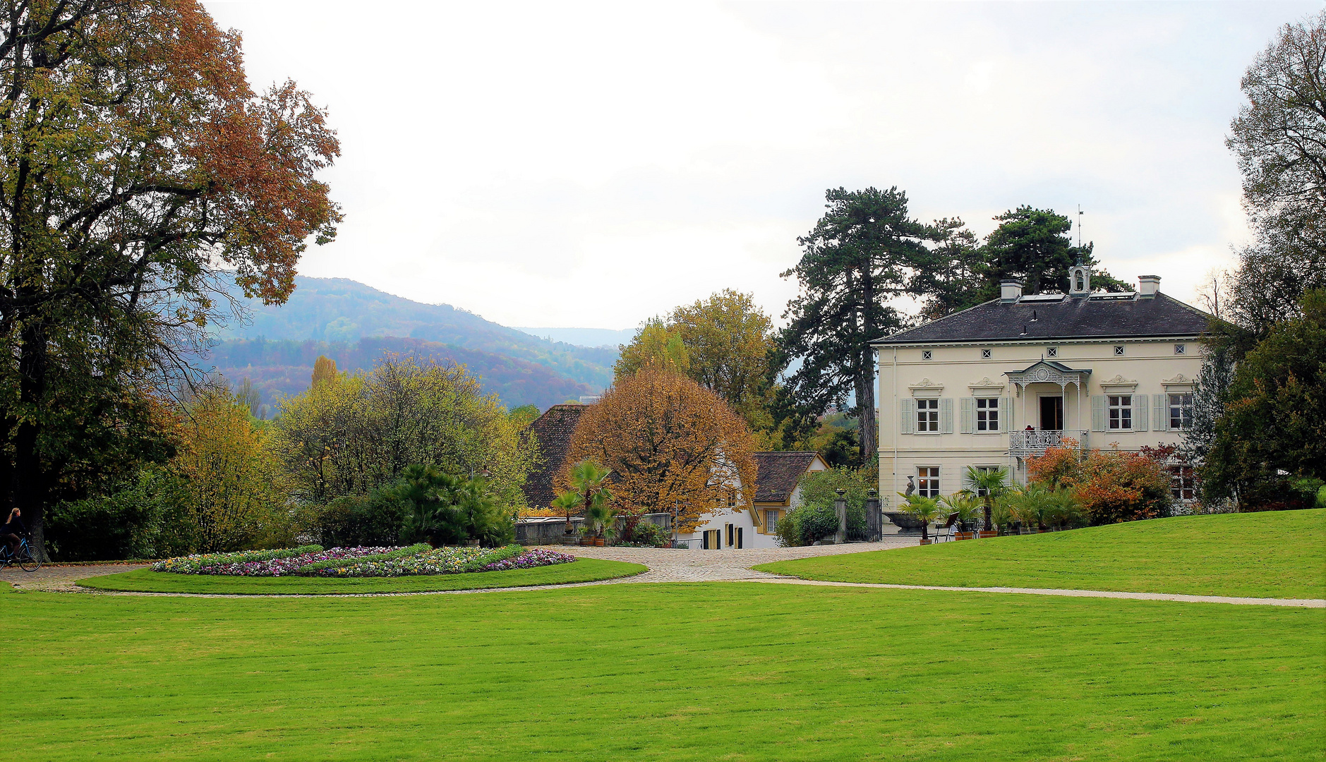 Villa Merian, Park im Grünen