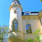 Villa mit Türmchen