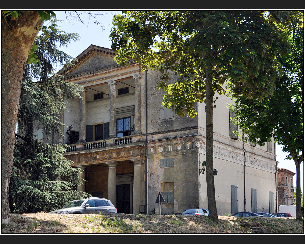 Villa Pisani – Gartenseite