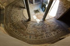 Villa Romana del Casale: Das Halbkreisförmige Atrium