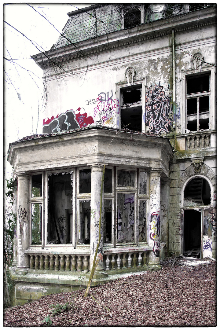 Villa Schöning, Vlotho (12) Foto & Bild | marode, outdoor, lost places ...