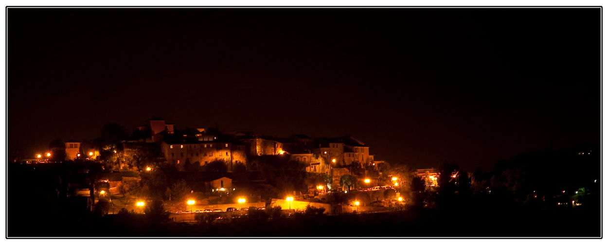 Village de Falicon de nuit