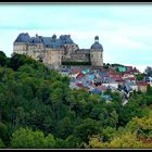 VILLAGE DE HAUTEFORT ET SON CHATEAU