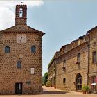 village de Sovana , zone du tuf calcaire ....