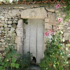 village de Talmont entrée d'une vieille maison