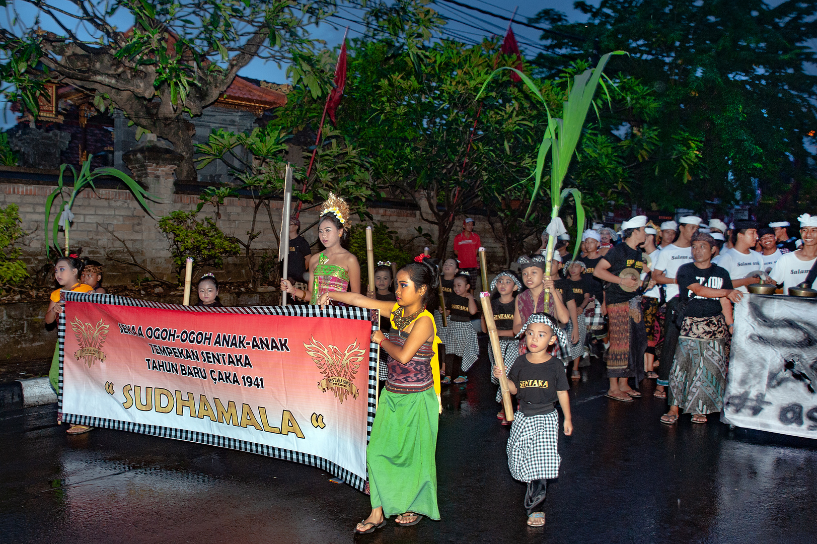 Villagers from Tempekan Sentaka