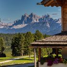 Villanderer Alm mit den Geislerspitzen (Odles ).