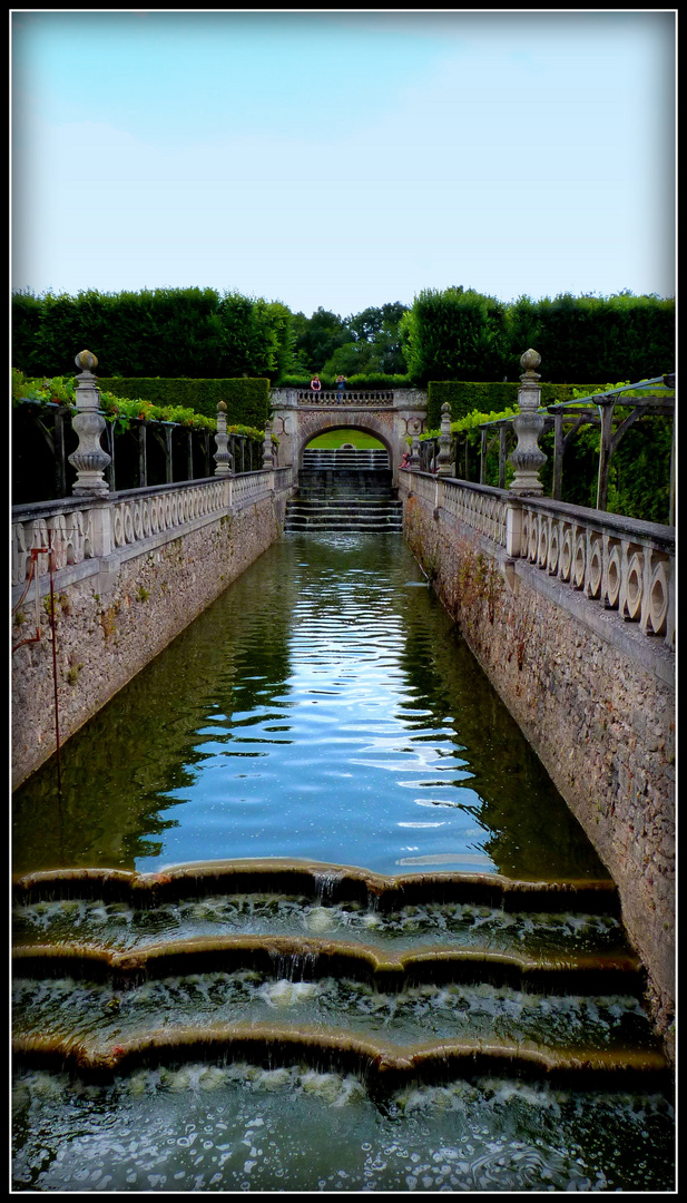 VILLANDRY 