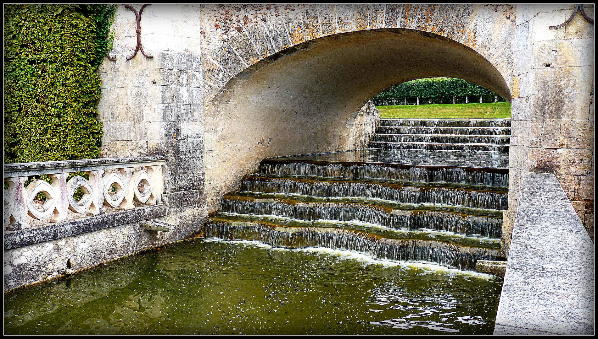 VILLANDRY 