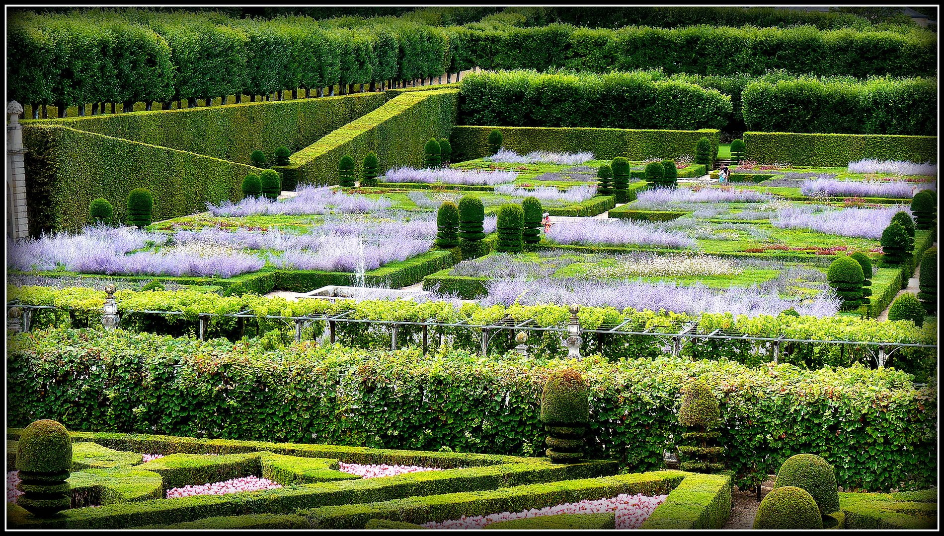 VILLANDRY 