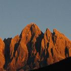 Villnösstal - Blick auf die Geislergruppe in den Dolomiten - Alpenglühen