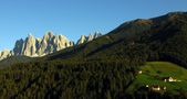 Villnösstal - Blick auf die Geislergruppe in den Dolomiten - vom Balkon von ketchup61 