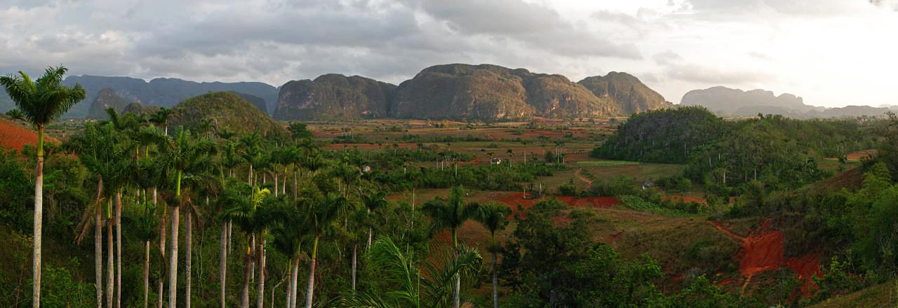 Vinales Tal by Martin Gebhardt