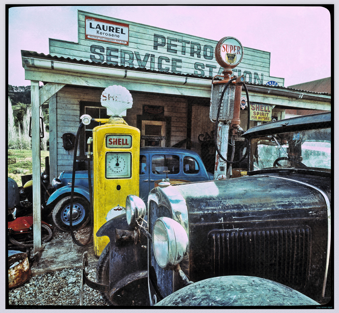 VINTAGE OLDTIMERTREFFEN