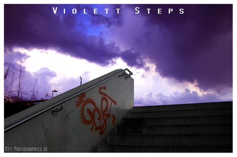 Violett Steps