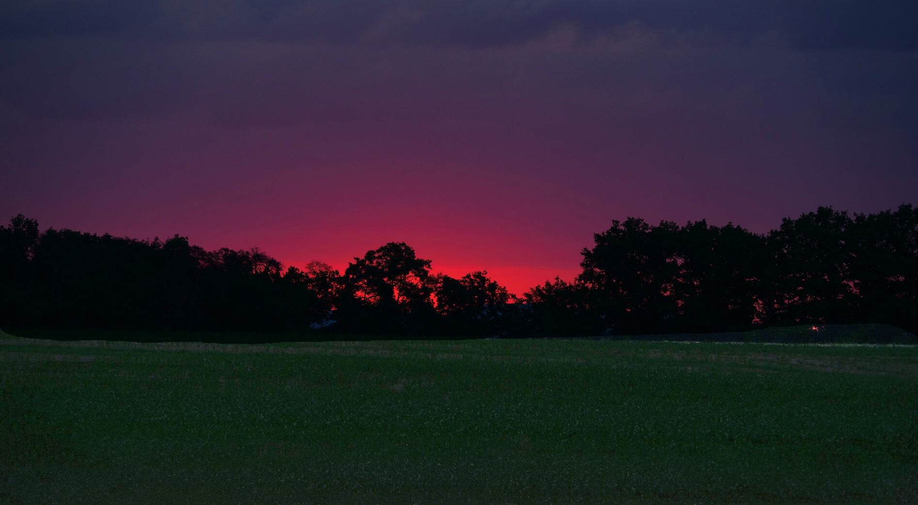 "VIOLETTER SONNENAUFGANG"