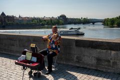Violinista sul ponte Carlo, Praga