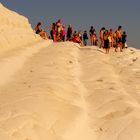 Visitatori alla Scala dei turchi.