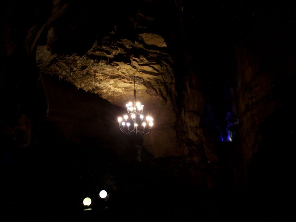 VISITE DES GROTTES DE BEAUME LES MESSIEURS  3