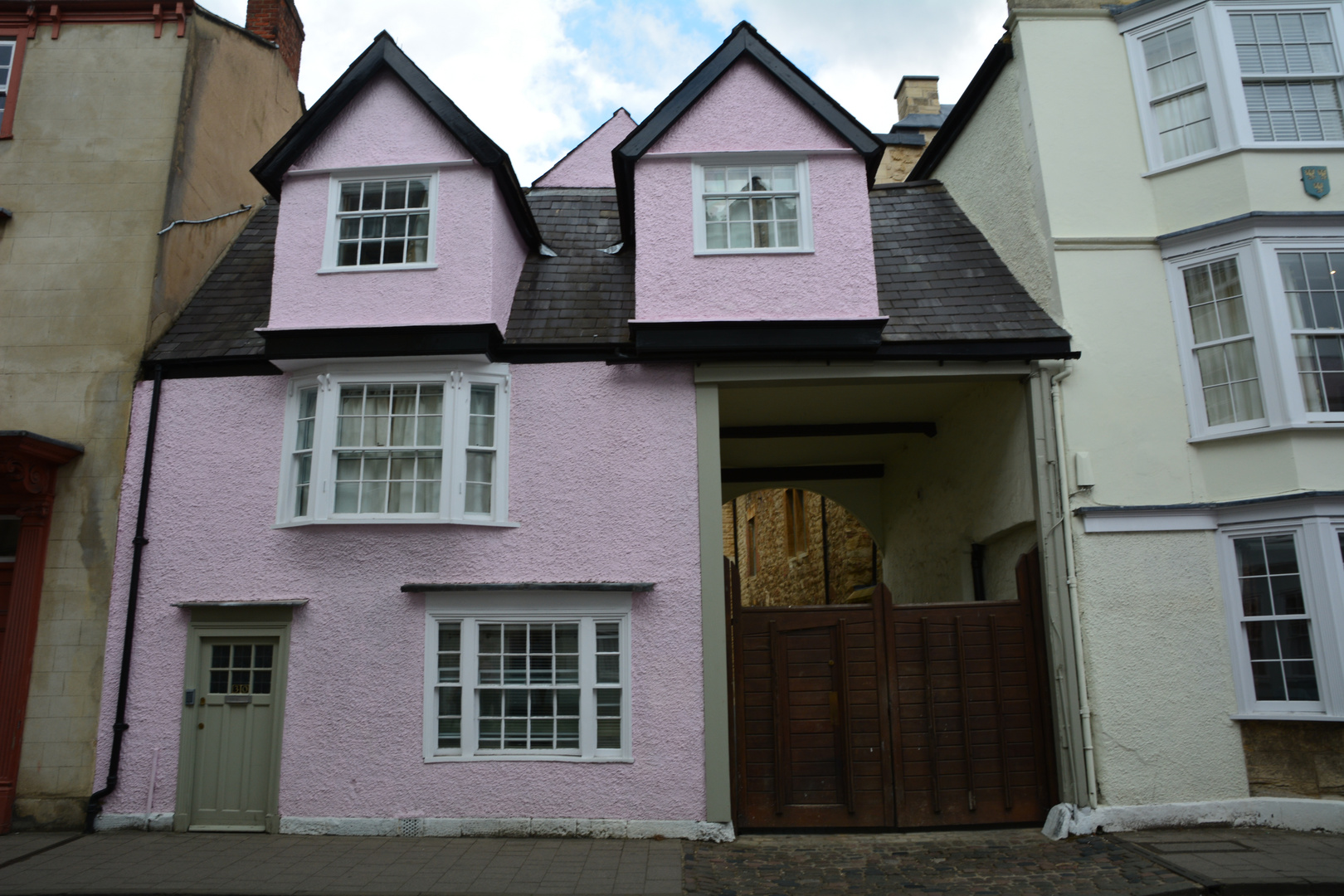 visiting Oxford - pink is beautiful