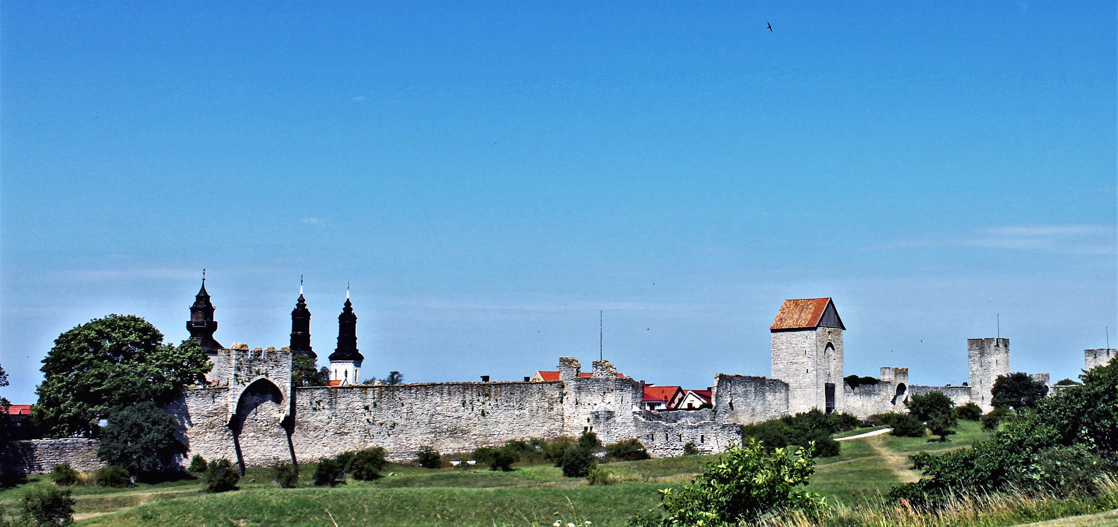 Vispy, historische Stadtmauer