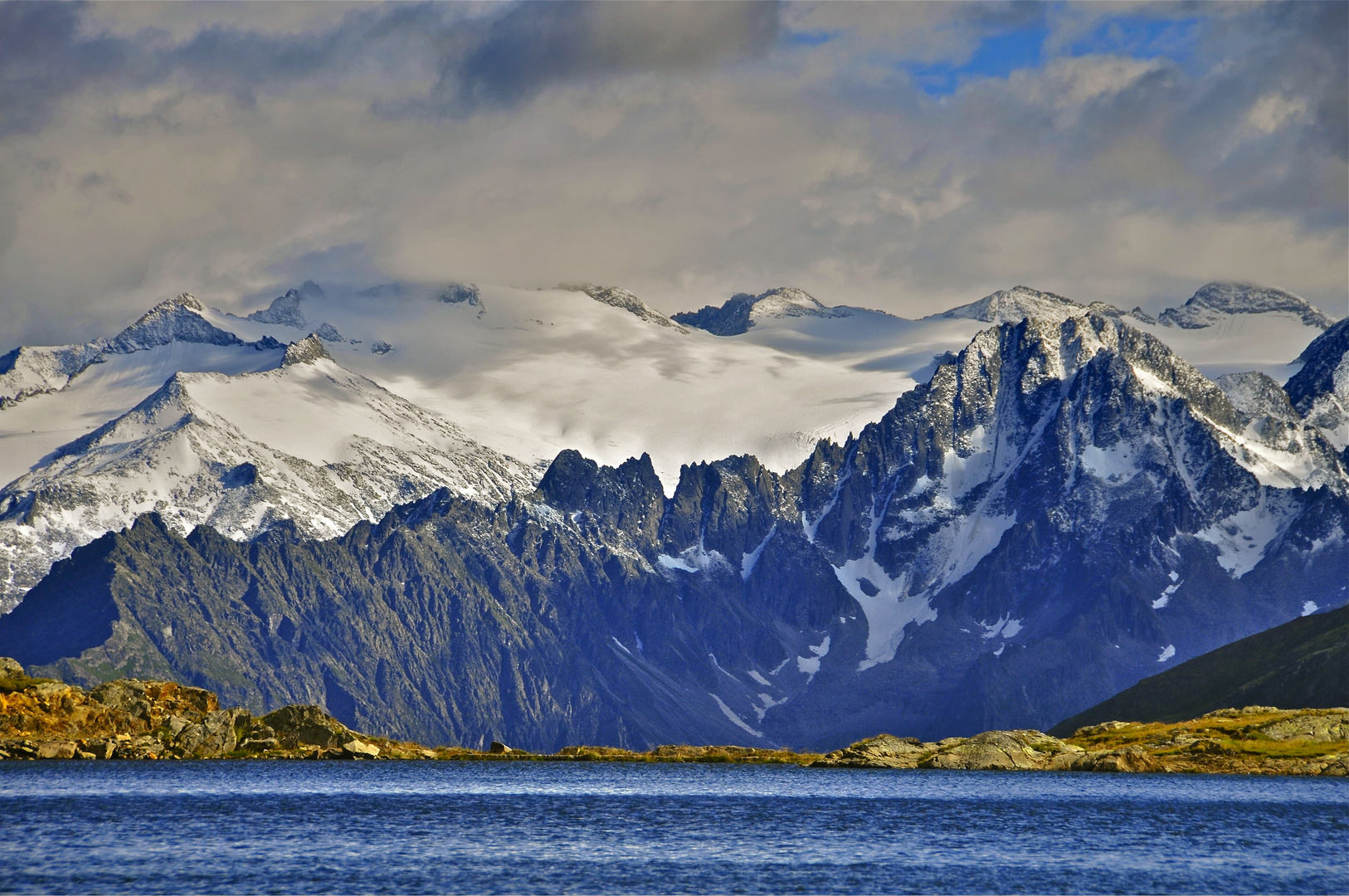 vista dal lago