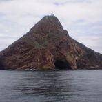 vista de cueva desde el mar