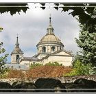 Vista de El Escorial entre los arboles