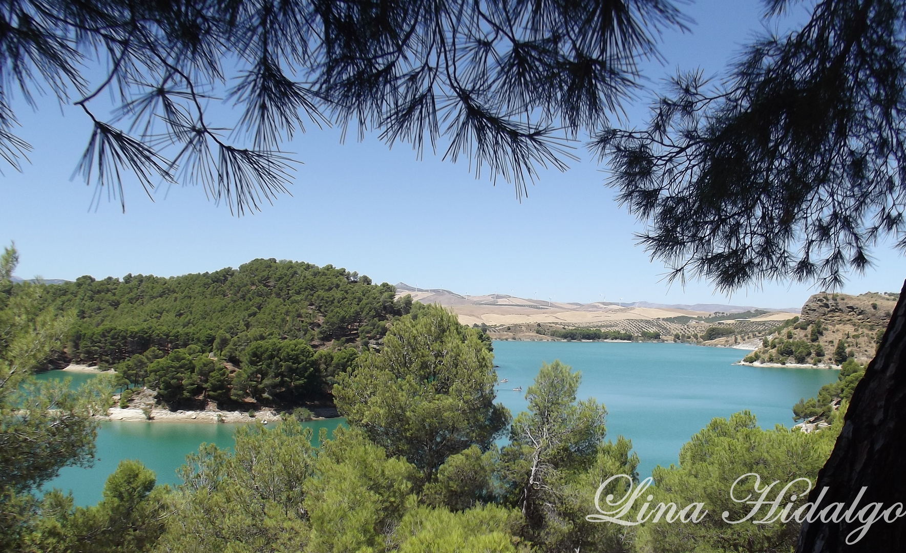 VISTA DE LAGO EN EL CHORRO. MALAGA