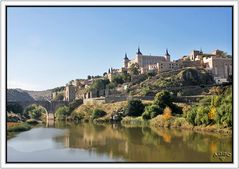 Vista de Toledo (Alcázar y puente de Alcántara) desde el Tajo GKM5-II