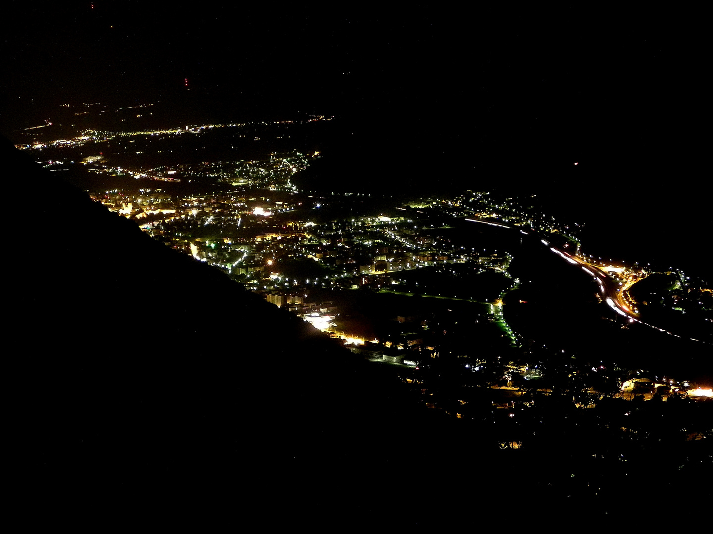 vista di notte dal monte Aragno Ticino