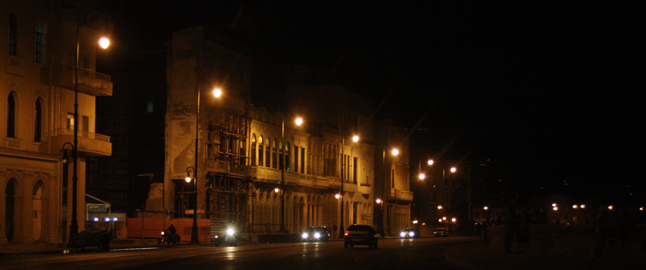 Vista nocturna de La Habana