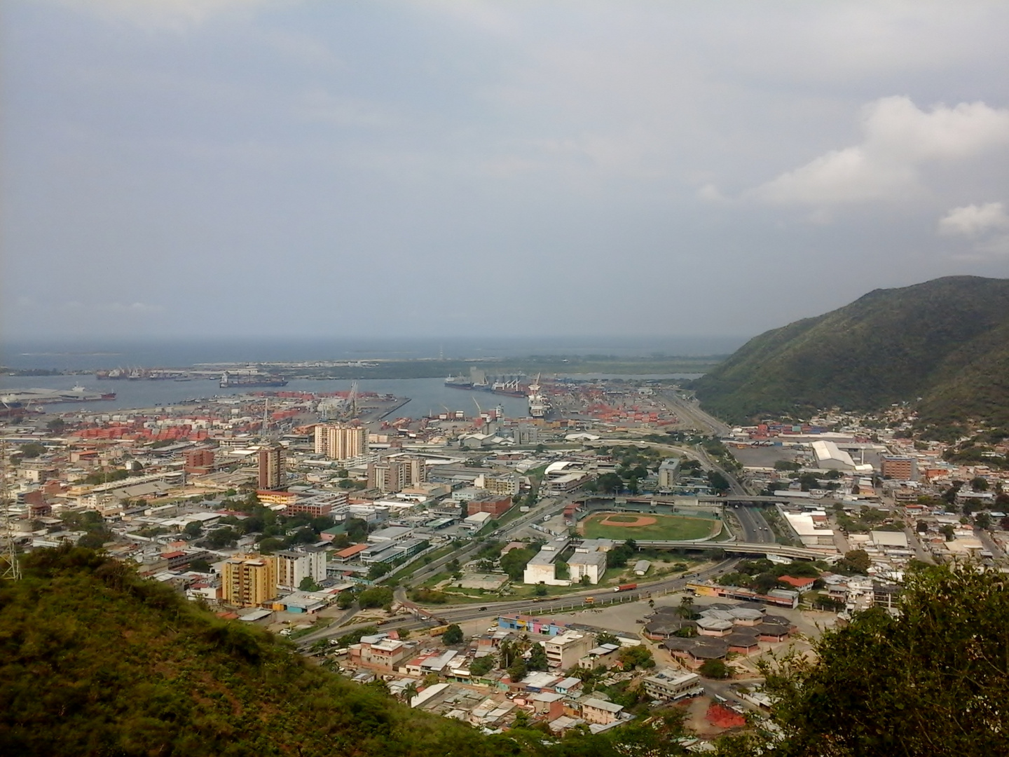 Vista Panorámica de Puerto Cabello desde el Fortín Solano.