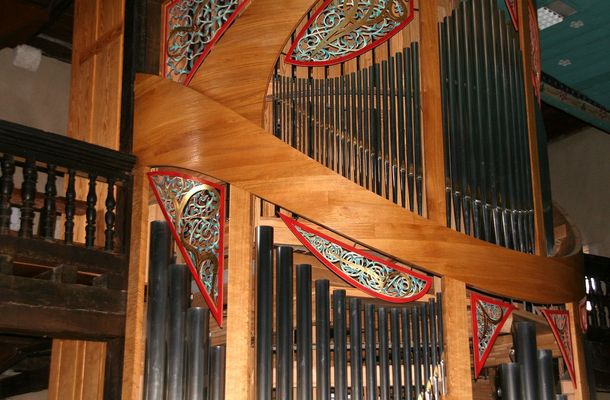 Vista parcial del órgano de la iglesia de Urrugne/Urruña (País Vasco francés)