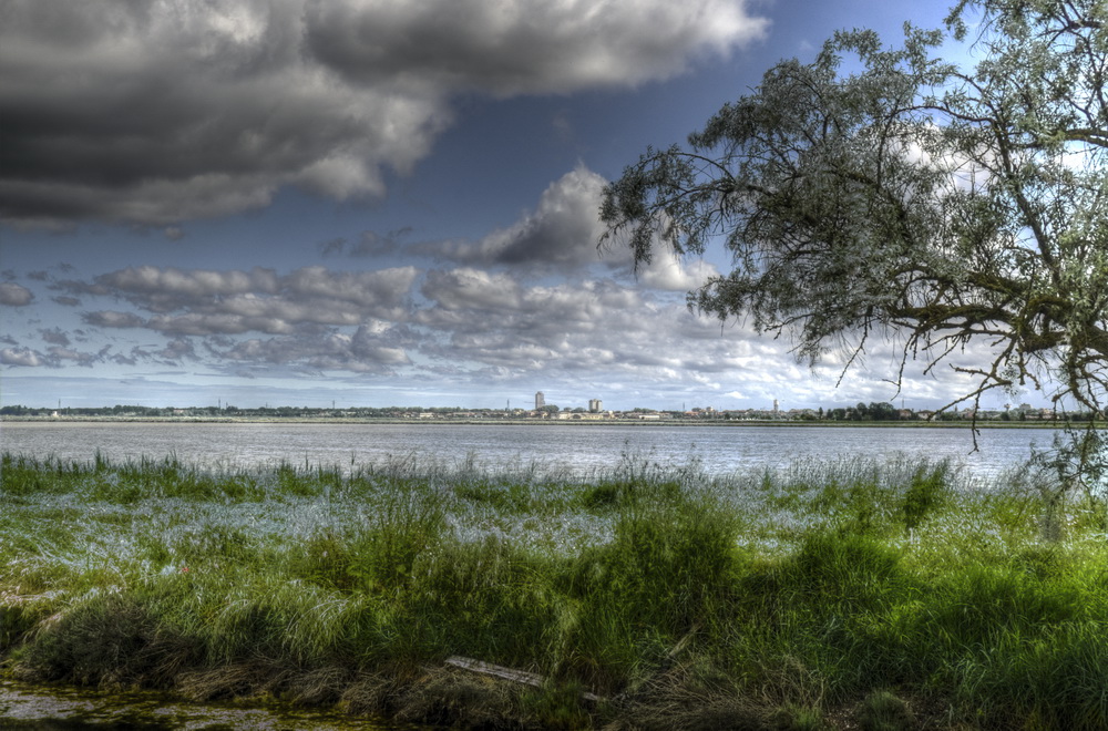 Vista sulle saline di Cervia