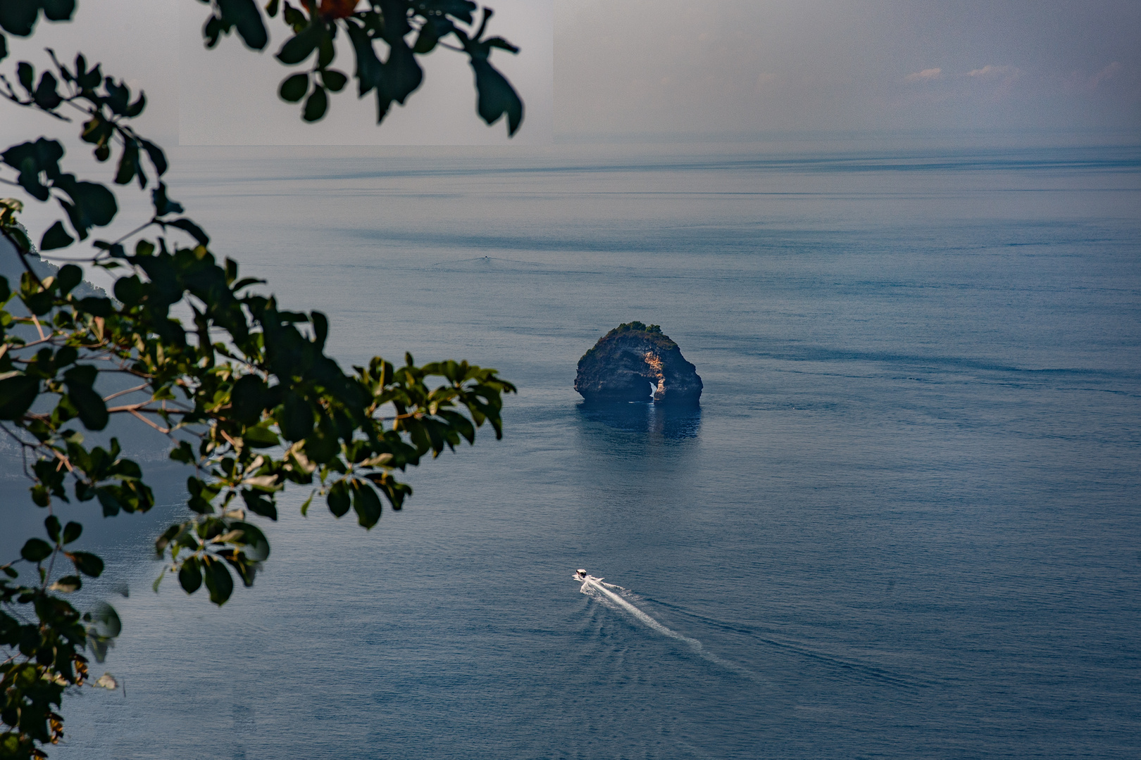 Vista to the ocean side