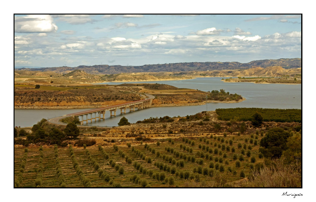 Vistas al Puente del Ebro