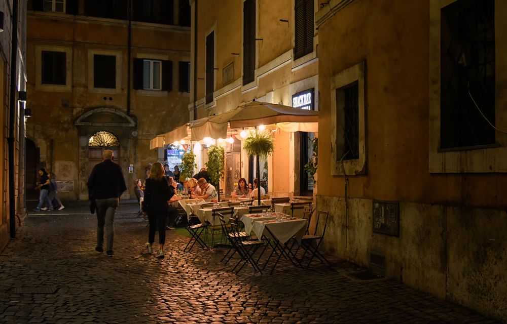 Vita notturna a Roma  - Trastevere -
