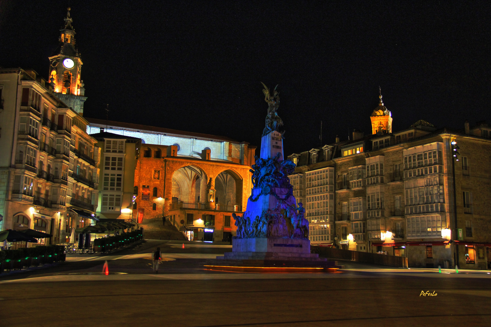 Vitoria - Plaza Virgen Blanca