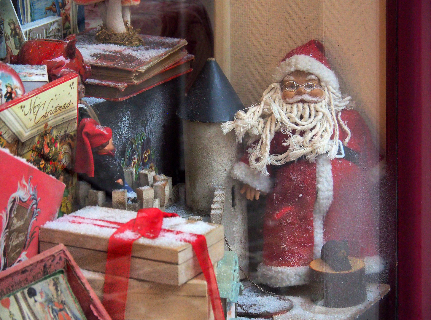  Vitrine d’un magasin à Agen