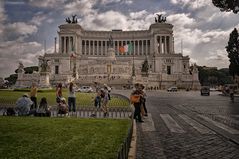 Vittorio   Emanuelle  die Schreibmaschine in Rom 